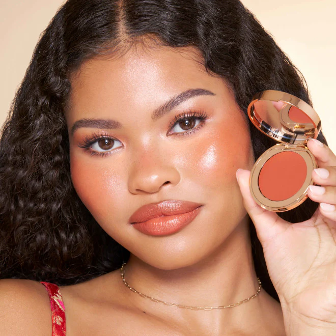 CHARLOTTE TILBURY - BEAUTIFUL SKIN ISLAND GLOW LIP & CHEEK- Ref SUNSET BRONZE GLOW – Image 3