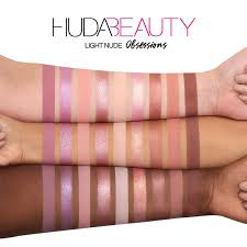 HUDA BEAUTY Nude Obsessions - Light – Image 3