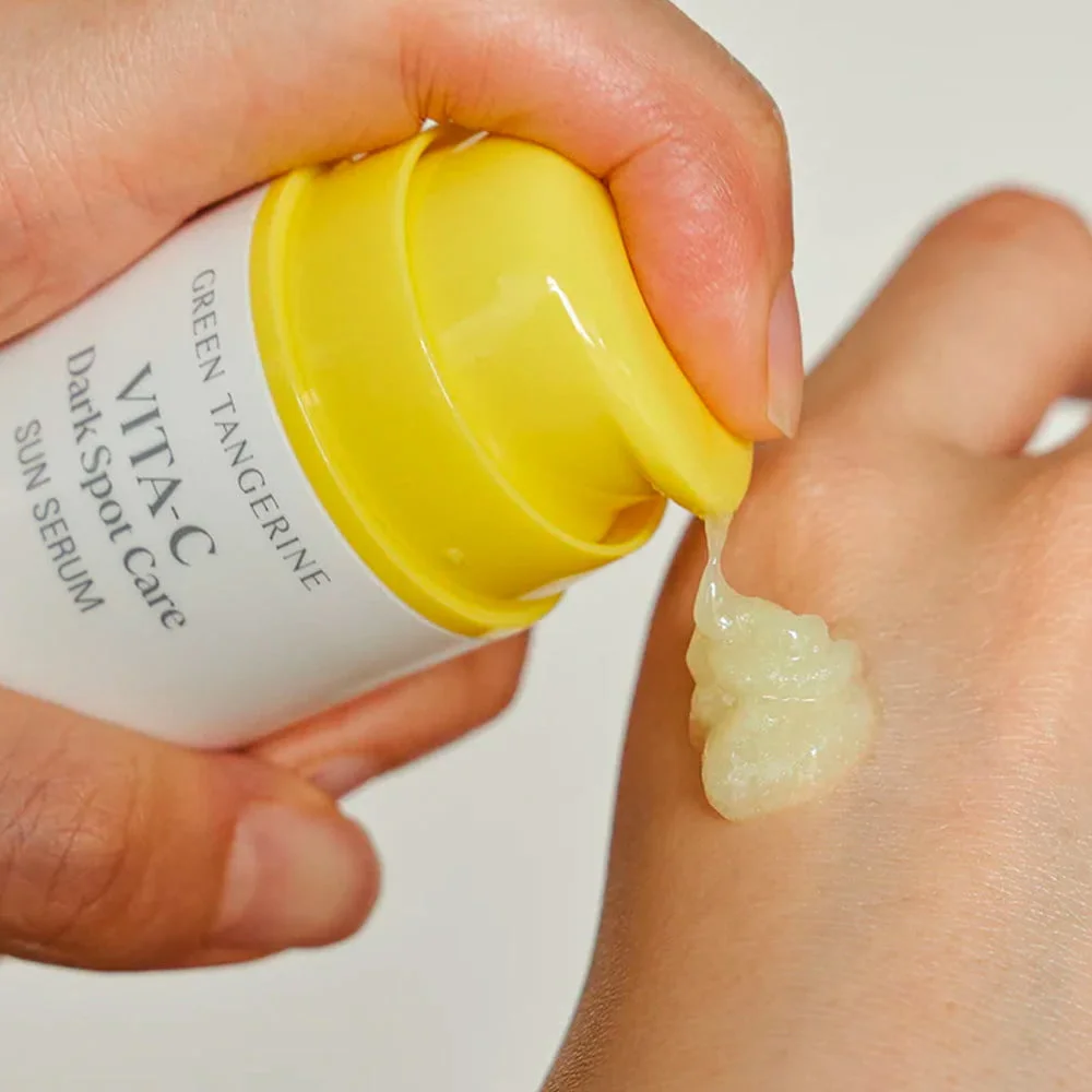 Commonlabs - Vitamin C Brightening Sun Serum SPF50 - 51ml – Image 3