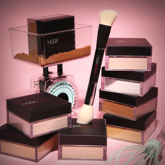 HUDA BEAUTY Easy Bake Loose Baking & Setting Powder – Poudre Libre – CHERRY BLOSSOM CAKE – Image 3
