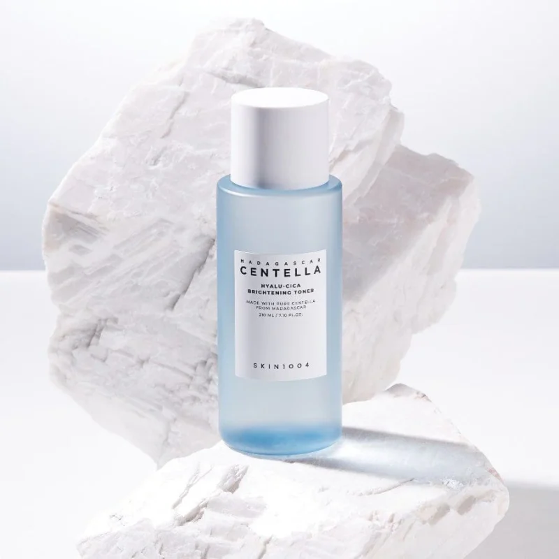 skin1004-toner-madagascar-centella-hyalu-cica-brightening-toner-36436927283446
