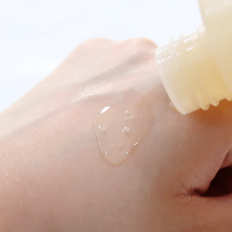NUMBUZIN No.3 Super Glowing Essence Toner 100ml – Image 3